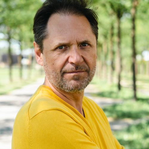 Portrait / Foto: Mira Huber